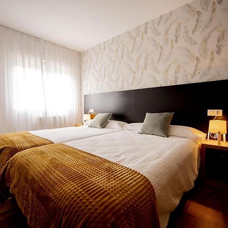 Cantares-Noja Rooms O Pedrouzo Luaran gambar